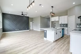 714 Autumn Ln, Livingston, TX 77351 - Photo 13
