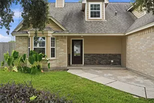 2017 Eastwind Dr, Deer Park, TX 77536 - Photo 3