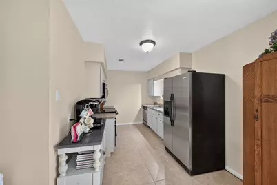 1320 W Palm Drive, Winnie, TX 77665 - Photo 7