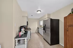 1320 W Palm Dr, Winnie, TX 77665 - Photo 7