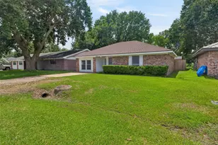 1320 W Palm Dr, Winnie, TX 77665 - Photo 29