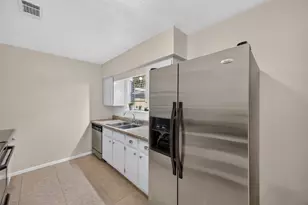 1320 W Palm Dr, Winnie, TX 77665 - Photo 9