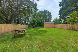 1320 W Palm Dr, Winnie, TX 77665 - Photo 23