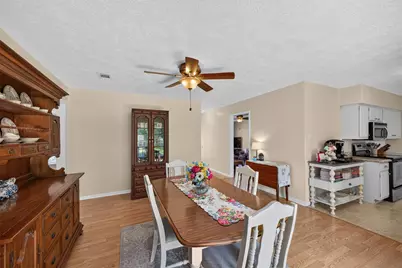 1320 W Palm Drive, Winnie, TX 77665 - Photo 5