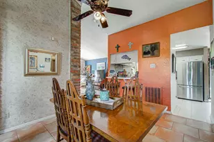 338 Banyan St, Lake Jackson, TX 77566 - Photo 9