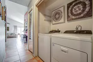 338 Banyan St, Lake Jackson, TX 77566 - Photo 17