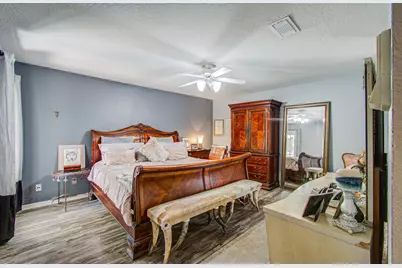 338 Banyan Street, Lake Jackson, TX 77566 - Photo 17