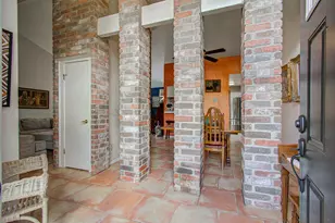 338 Banyan St, Lake Jackson, TX 77566 - Photo 5