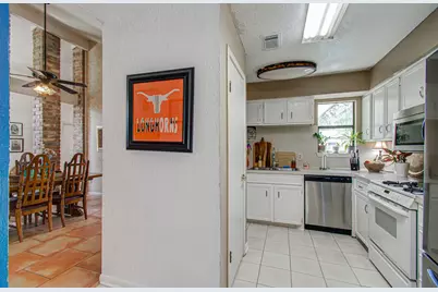 338 Banyan Street, Lake Jackson, TX 77566 - Photo 13