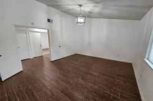 221 Palm Aire Dr, Friendswood, TX 77546 - Photo 15