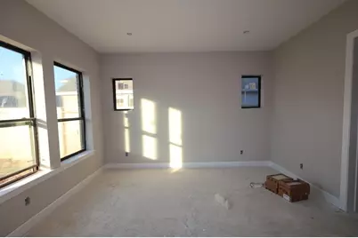 11927 Greenwood Drive, Mont Belvieu, TX 77523 - Photo 9