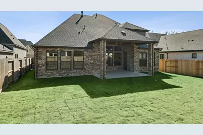 11927 Greenwood Drive, Baytown, TX 77523 - Photo 9