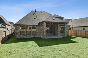 11927 Greenwood Dr, Baytown, TX 77523 - Photo 9