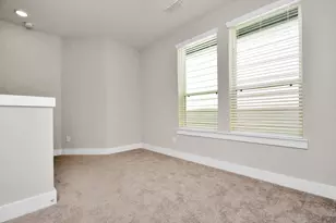 727 Strawberry Pines Ct, Houston, TX 77009 - Photo 25