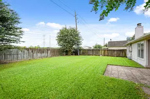 2911 Garden Ln, Sugar Land, TX 77479 - Photo 21