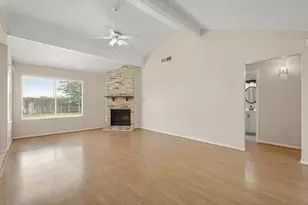2911 Garden Ln, Sugar Land, TX 77479 - Photo 5