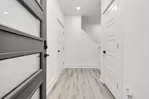 3010 Jensen Springs Ln, Houston, TX 77026 - Photo 39