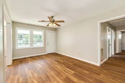 122 N Ringgold Street, West Columbia, TX 77486 - Photo 7