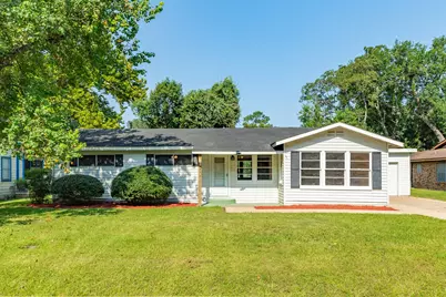 122 N Ringgold Street, West Columbia, TX 77486 - Photo 3