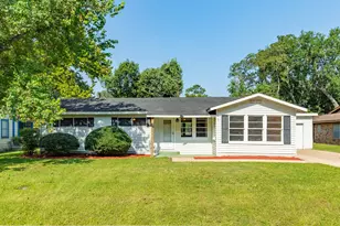 122 N Ringgold St, West Columbia, TX 77486 - Photo 3