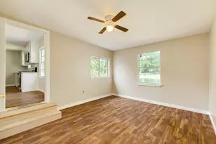 122 N Ringgold St, West Columbia, TX 77486 - Photo 19