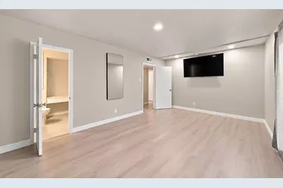 4040 San Felipe Street #202, Houston, TX 77027 - Photo 9