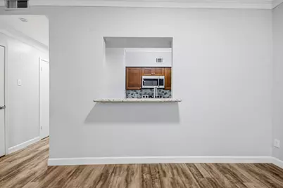 3800 Tanglewilde Street #108, Houston, TX 77063 - Photo 9