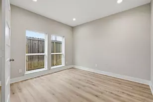 3913 Griggs Rd, Houston, TX 77021 - Photo 7