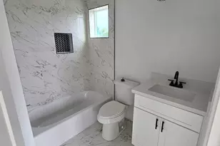 4562 Teton St, Houston, TX 77051 - Photo 11
