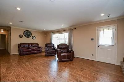 1747 Burning Tree Road, Houston, TX 77339 - Photo 9