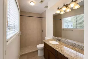 1747 Burning Tree Rd, Houston, TX 77339 - Photo 19