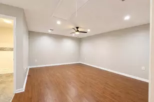 1747 Burning Tree Rd, Houston, TX 77339 - Photo 15