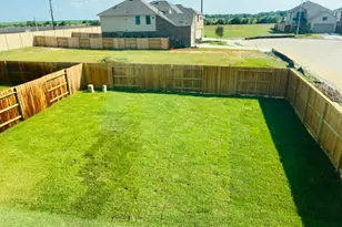 9011 Artic Rockfish Dr, Baytown, TX 77521 - Photo 5