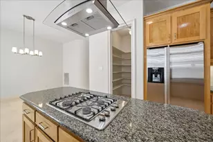 6906 Sewanee St, Houston, TX 77025 - Photo 9