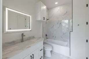3607 Dumbarton St, Houston, TX 77025 - Photo 23