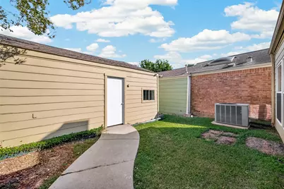 1919 Wilcrest Drive, Houston, TX 77042 - Photo 25