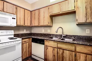 18511 Egret Bay Blvd, Webster, TX 77058 - Photo 9