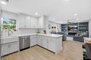 5230 Moss Glenn Ln, Houston, TX 77088 - Photo 7