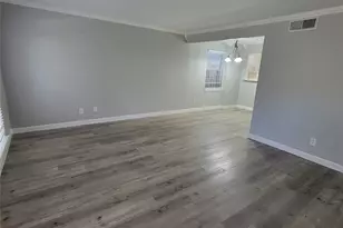 5210 Arboles Dr, Houston, TX 77035 - Photo 5