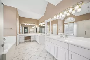 6011 Katie Leigh Ln, Sugar Land, TX 77479 - Photo 25