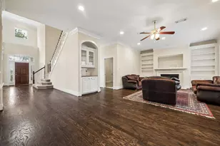 6011 Katie Leigh Ln, Sugar Land, TX 77479 - Photo 15