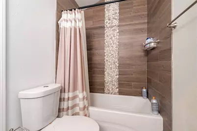 2111 Gray Falls Drive, Houston, TX 77077 - Photo 23