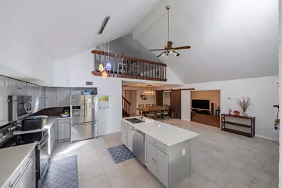 2111 Gray Falls Drive, Houston, TX 77077 - Photo 13