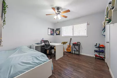 2111 Gray Falls Drive, Houston, TX 77077 - Photo 21