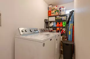 2111 Gray Falls Dr, Houston, TX 77077 - Photo 27