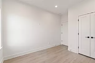 8019 Grandview St, Houston, TX 77051 - Photo 27