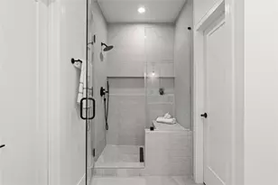 8019 Grandview St, Houston, TX 77051 - Photo 23