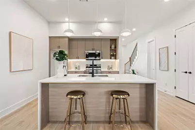 8019 Grandview Street, Houston, TX 77051 - Photo 7