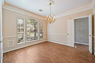 9306 Lochflora Dr, Spring, TX 77379 - Photo 7