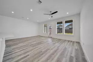 12310 Greenwood Gate Dr, Houston, TX 77047 - Photo 7